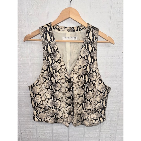 Portfolio Perry Ellis Jackets & Blazers - Portfolio Perry Ellis Vest Womens Cream Black Snakeskin Leather Cropped 90s S